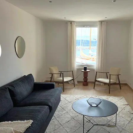 Port De Apartment